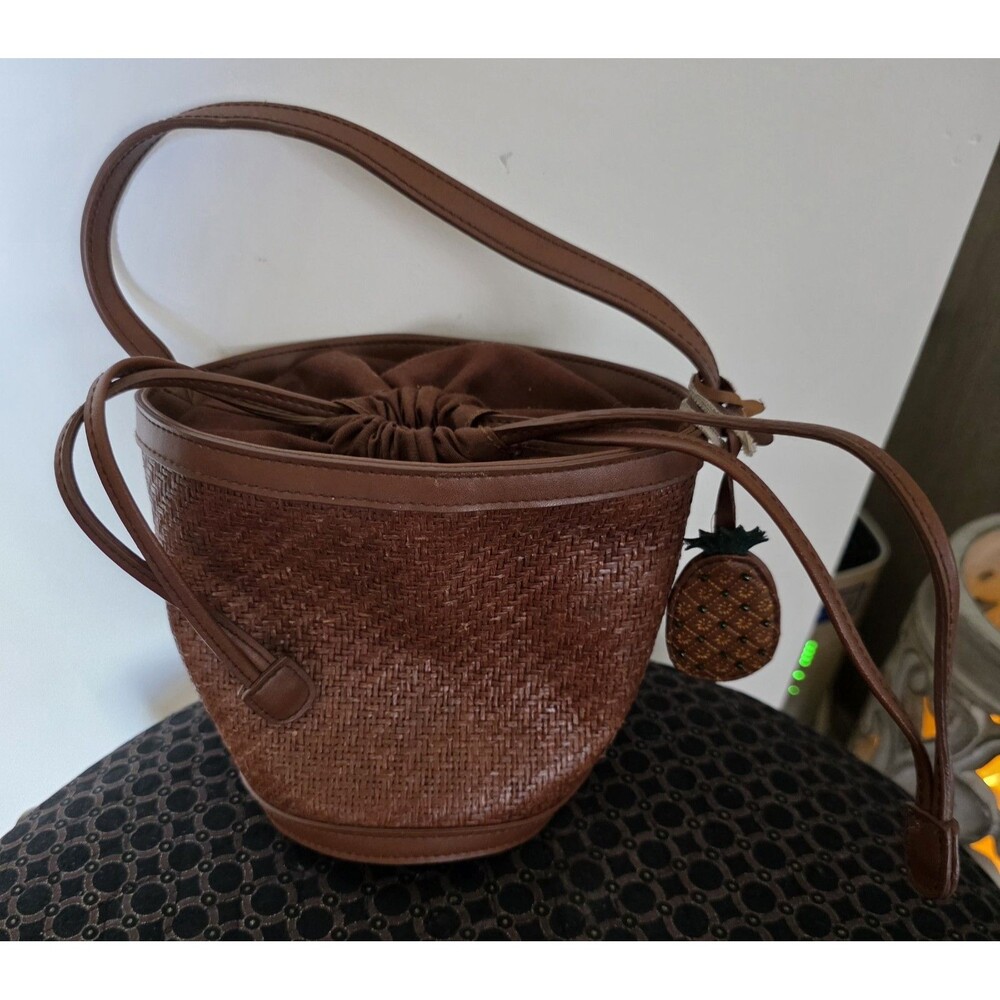 RARE Vintage ETIENNE AIGNER Mini Woven Leather Bucket PURSE Adj Strap HTF VguC